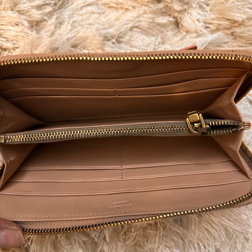 Rare Prada Tan Leather Wallet with Yellow and Cream Bow - w/ COA - Picture 3 of 8